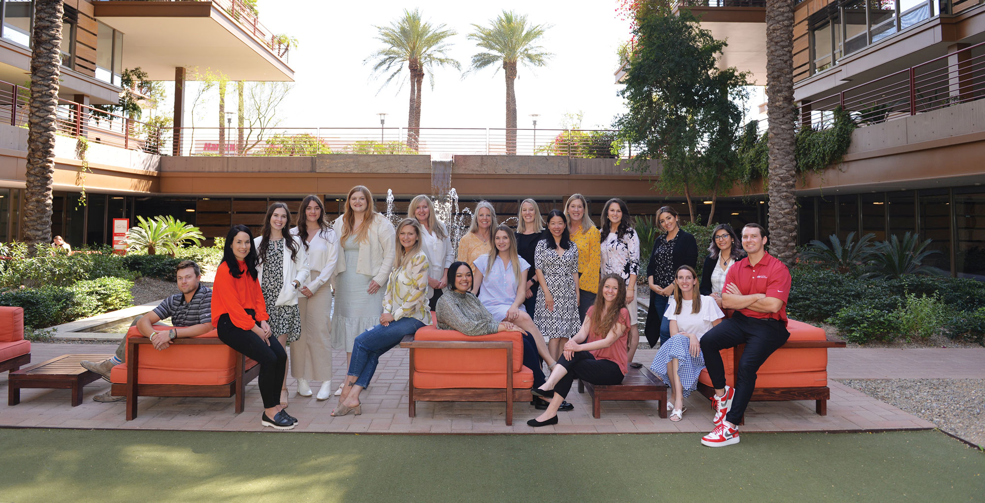 picture of sales and marketing team