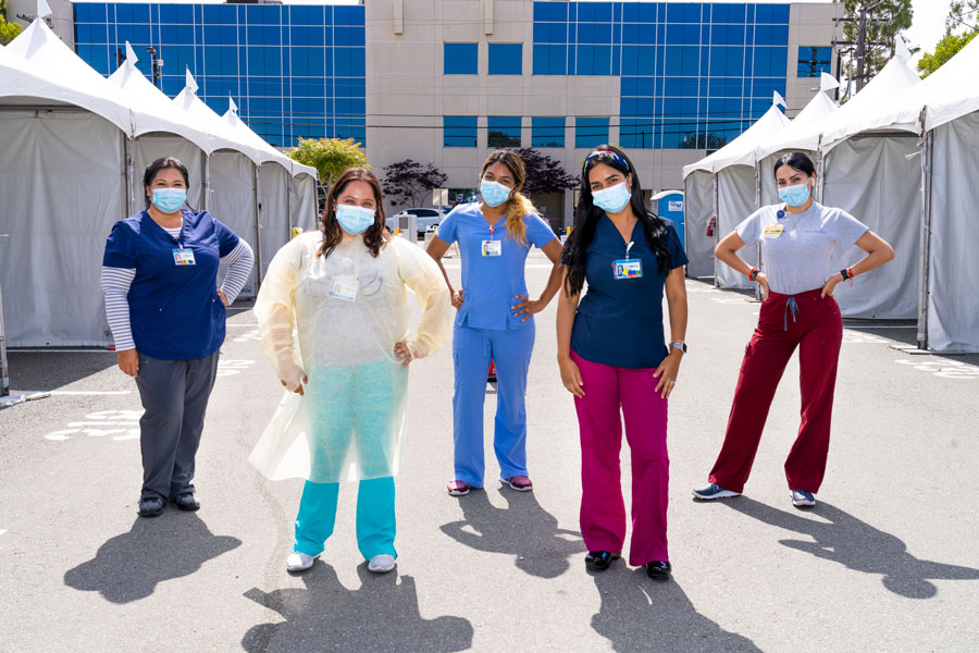 healthcare employees wearing masks