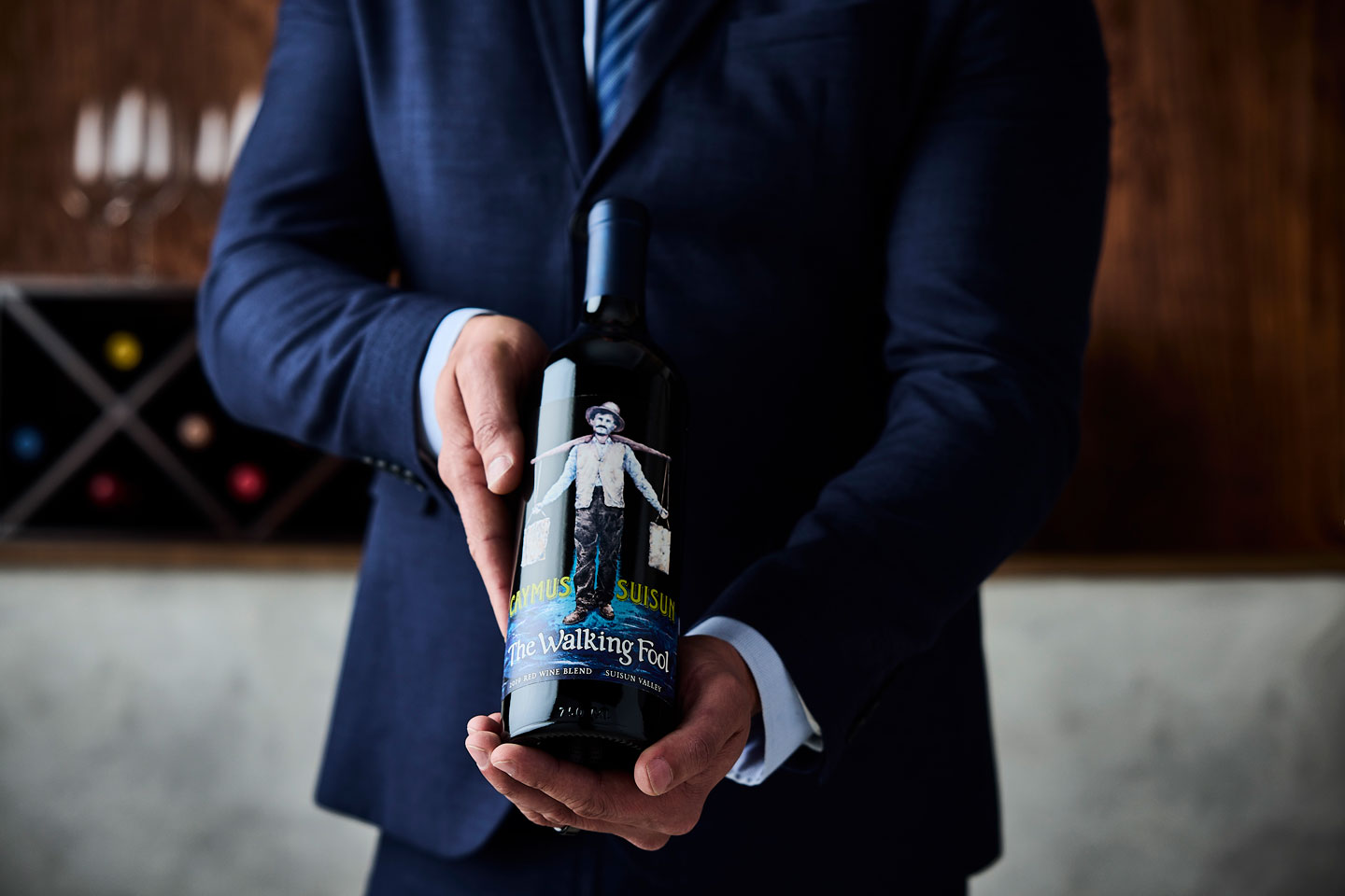 Wine Caymus Suisun The Walking Fool Bottle Presentation